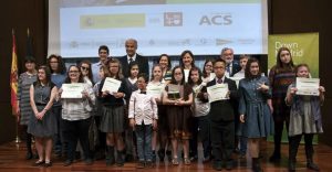 Grupo de premiados del certamen literario de Down Madrid